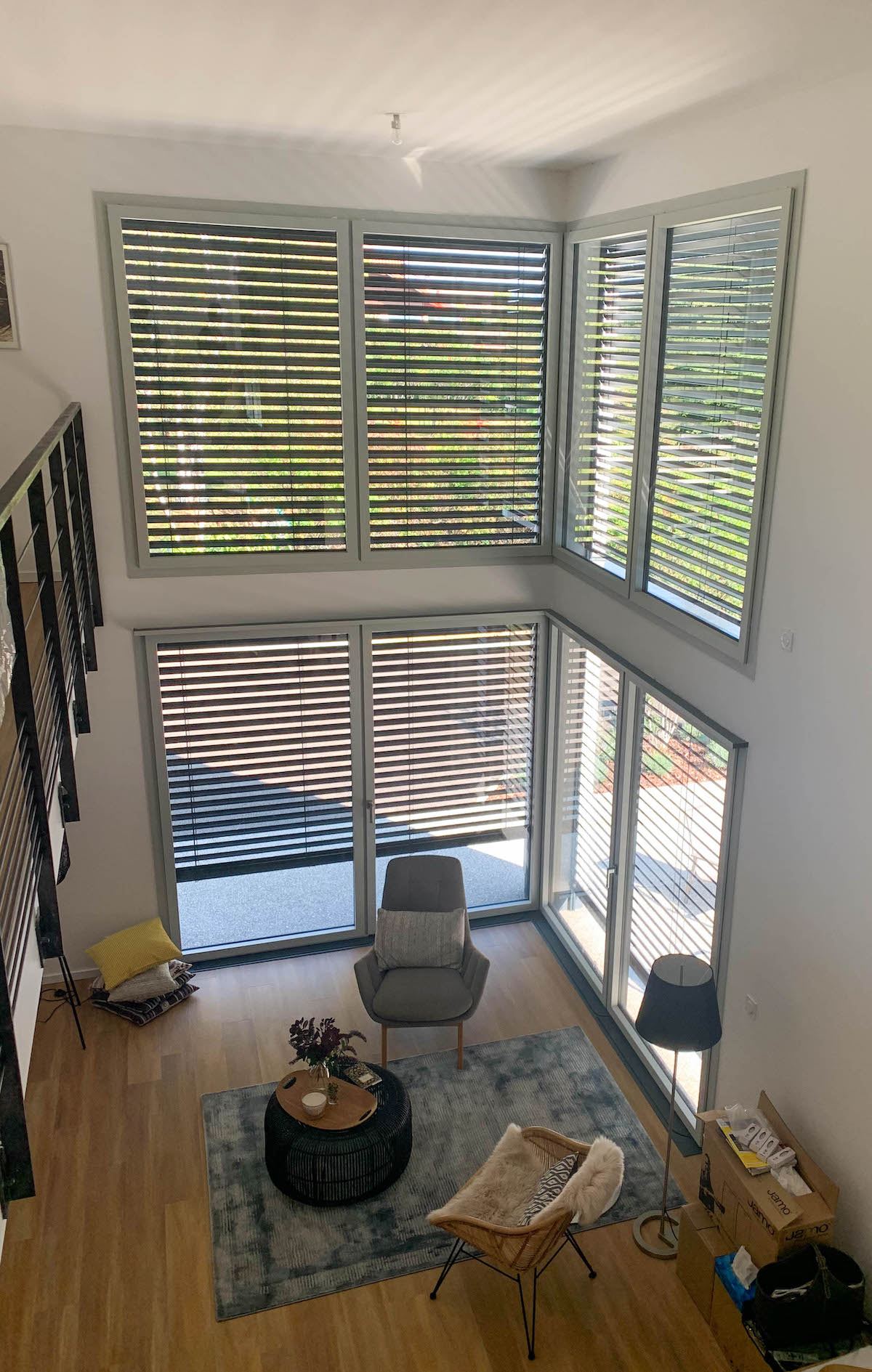 Réalisation Brise-soleil orientables et volets roulants